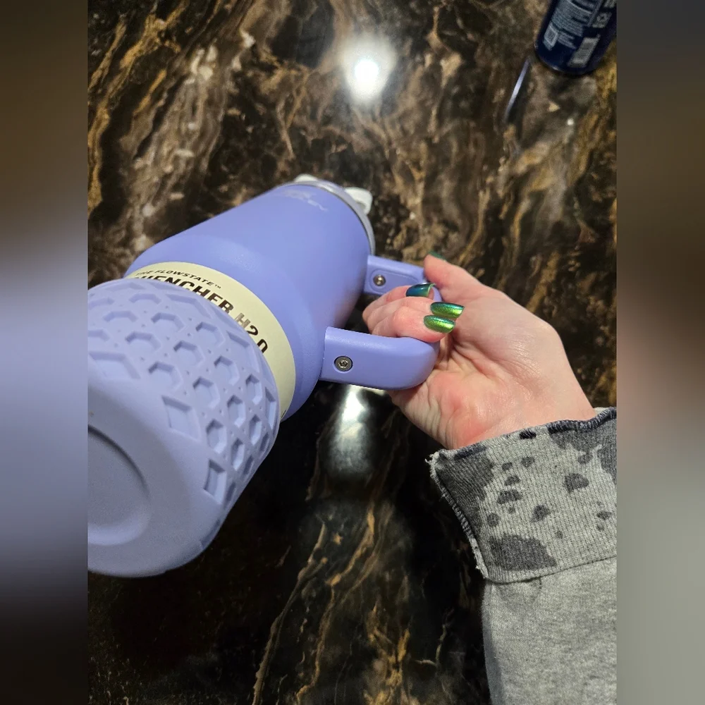 Hydrangea Stanley 30oz - Picture 4 of 6